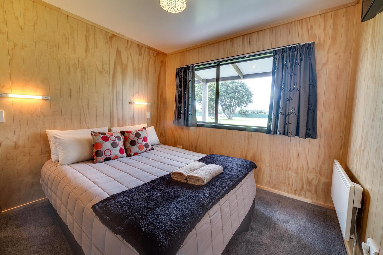 Wellington Top 10 Holiday Park โลเวอร์ฮัท ภายนอก รูปภาพ