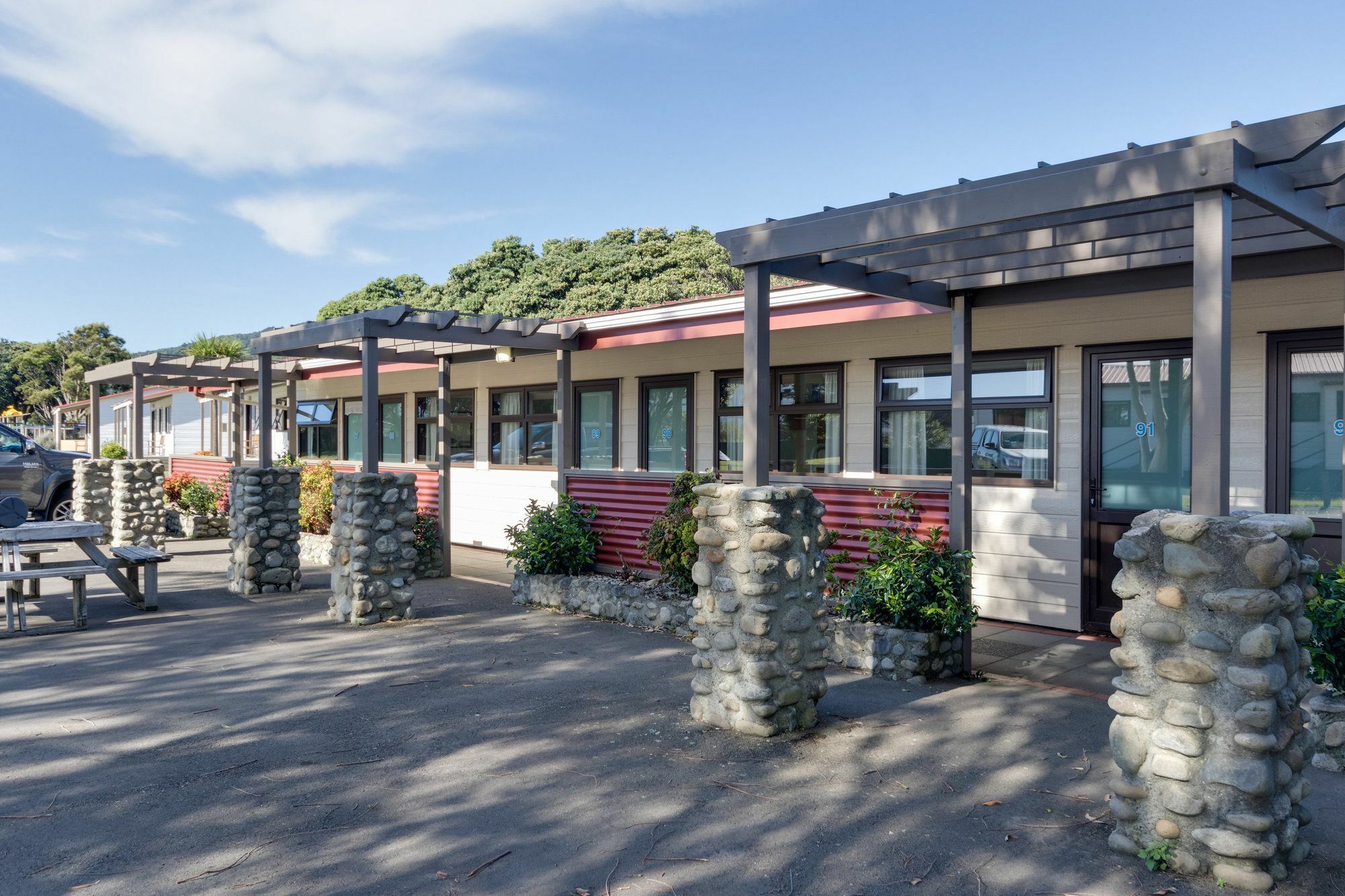 Wellington Top 10 Holiday Park โลเวอร์ฮัท ภายนอก รูปภาพ