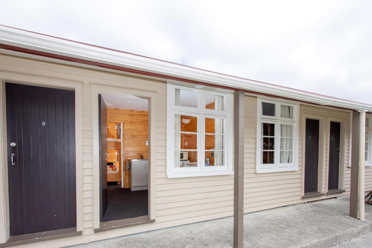Wellington Top 10 Holiday Park โลเวอร์ฮัท ภายนอก รูปภาพ