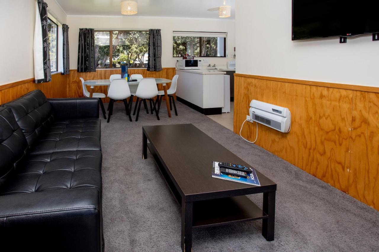 Wellington Top 10 Holiday Park โลเวอร์ฮัท ภายนอก รูปภาพ