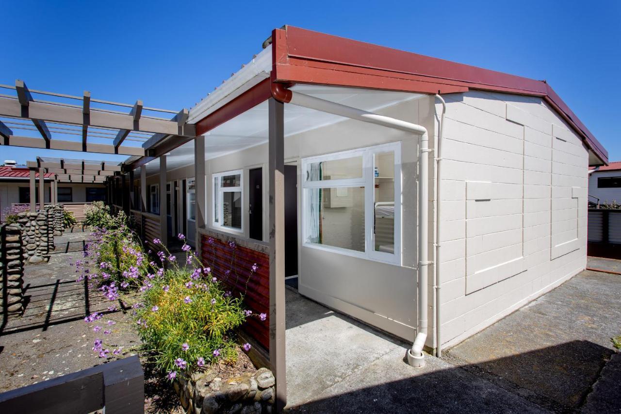 Wellington Top 10 Holiday Park โลเวอร์ฮัท ภายนอก รูปภาพ